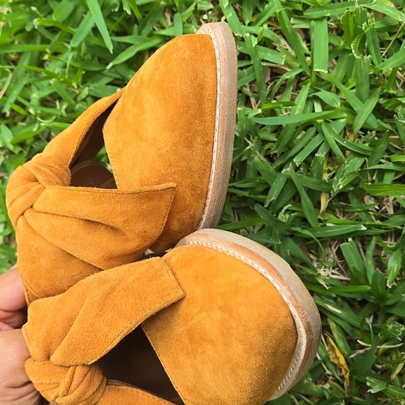 Jeffrey Campbell Cyrus Bow Mules Size 6.5 - Picture 9 of 10